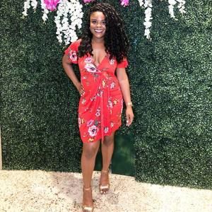 Meet your Posher, Laura